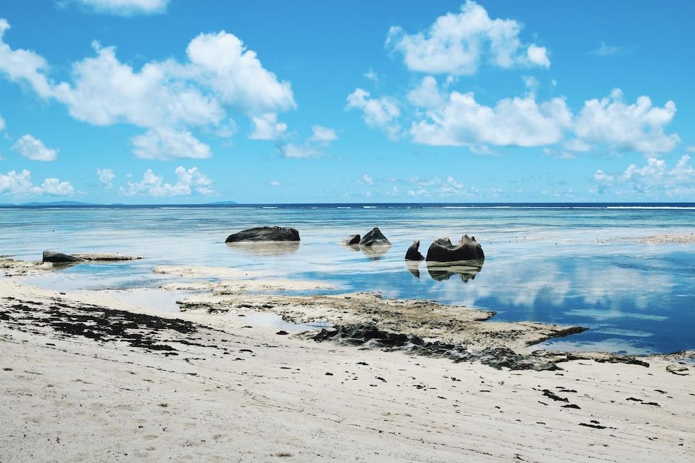Crown Beach Hotel Seychelles Pointe Au Sel Εξωτερικό φωτογραφία