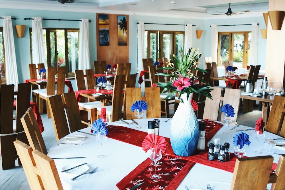 Crown Beach Hotel Seychelles Pointe Au Sel Εξωτερικό φωτογραφία