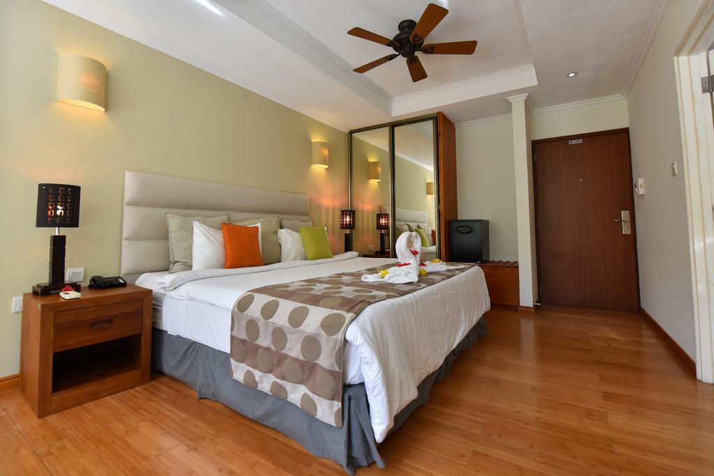 Crown Beach Hotel Seychelles Pointe Au Sel Εξωτερικό φωτογραφία